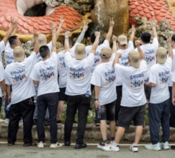 定制T恤-定制T恤让同学聚会和团建更有仪式感-定制T恤的意义